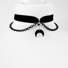 Black Crescent Moon Necklace - Gadget and Glam Shop