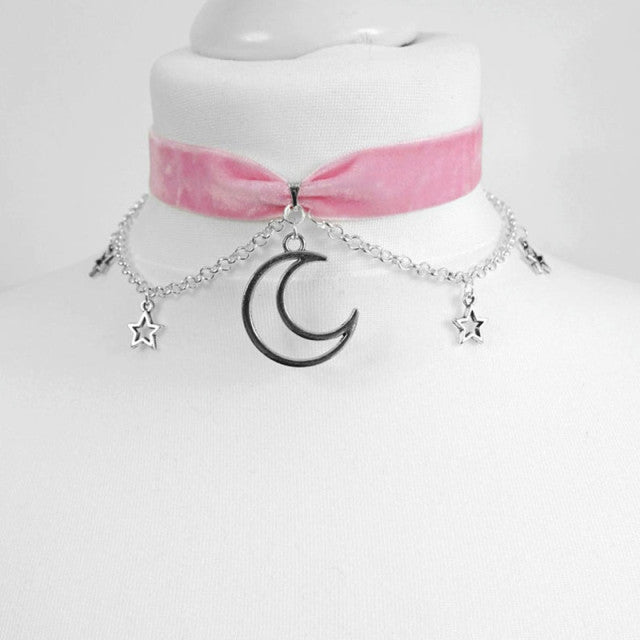 Black Crescent Moon Necklace - Gadget and Glam Shop