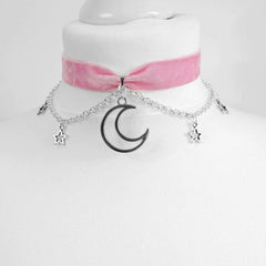 Black Crescent Moon Necklace - Gadget and Glam Shop