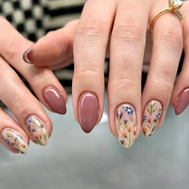 24Pcs Short Round Head Almond Fake Nails with Flowers Grass Pattern Wearable False Nails Tips Summer Full Cover Press on Nails - Gadget and Glam Shop