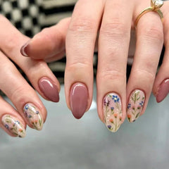 24Pcs Short Round Head Almond Fake Nails with Flowers Grass Pattern Wearable False Nails Tips Summer Full Cover Press on Nails - Gadget and Glam Shop