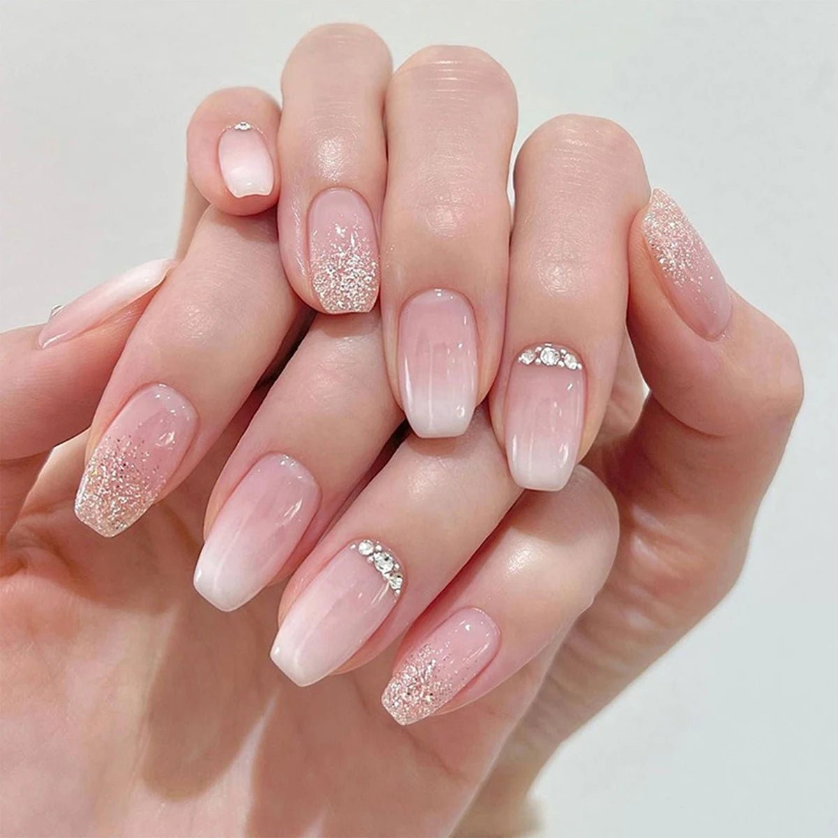 24Pcs Full Cover Fake Nails with 3D White Flower Design Full Cover Press on Fingernails Tips Coffin Head Glitter Red False Nails - Gadget and Glam Shop