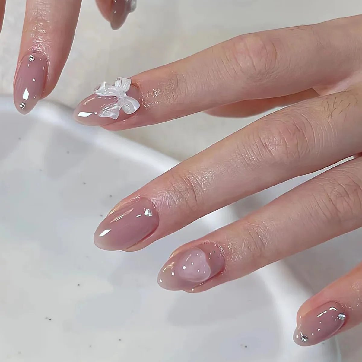 24Pcs Short Round Head Almond Fake Nails with Flowers Grass Pattern Wearable False Nails Tips Summer Full Cover Press on Nails - Gadget and Glam Shop