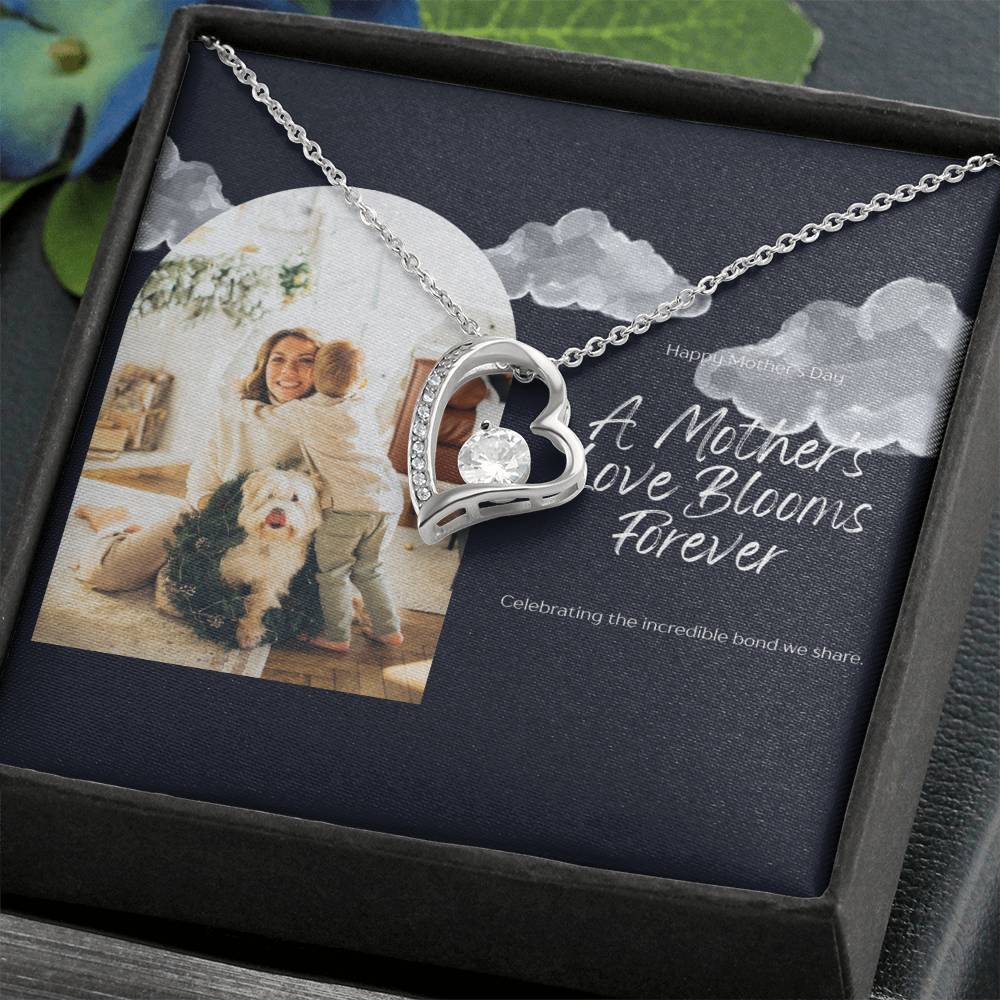 Heart's Embrace: Forever Love Necklace - Gadget and Glam Shop