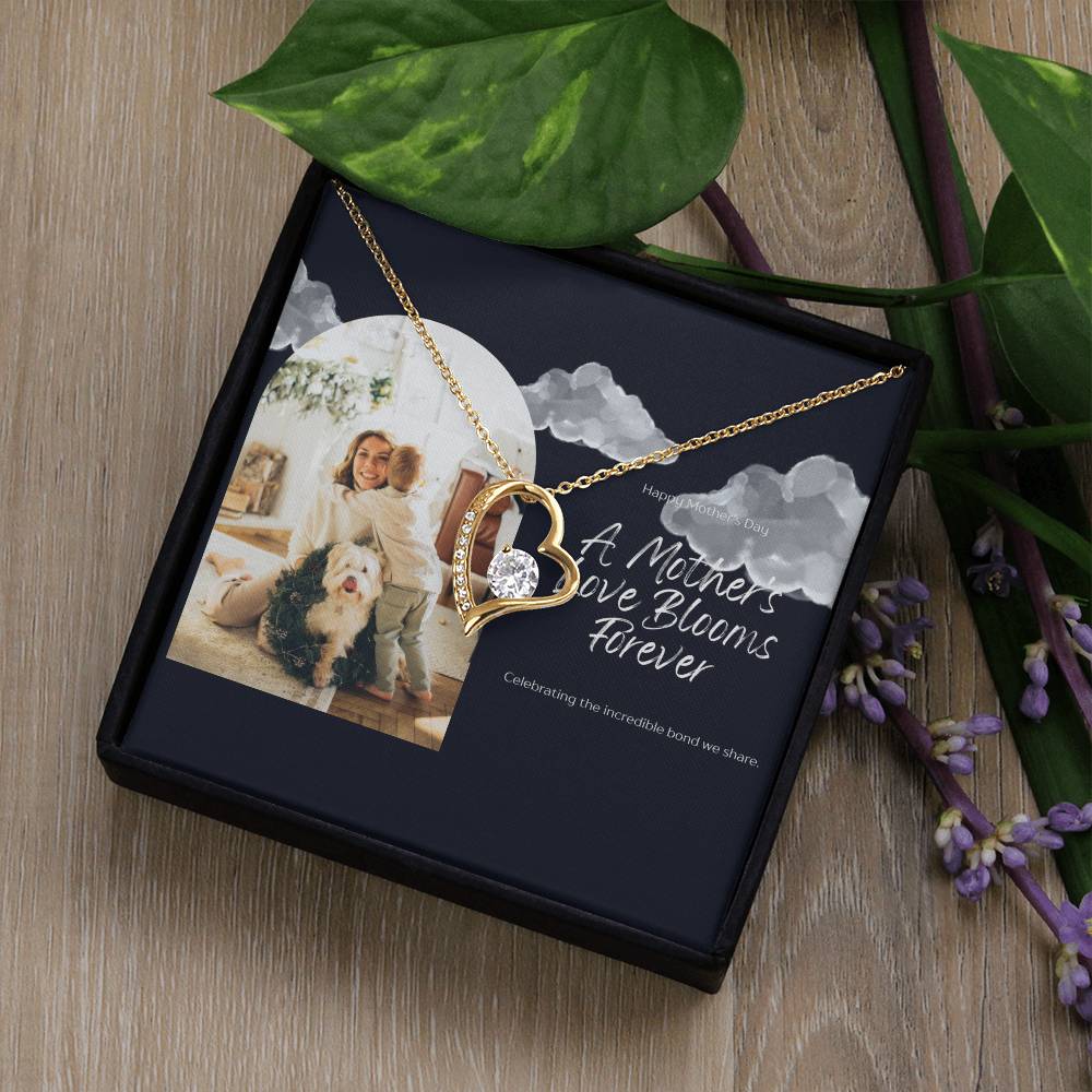 Heart's Embrace: Forever Love Necklace - Gadget and Glam Shop
