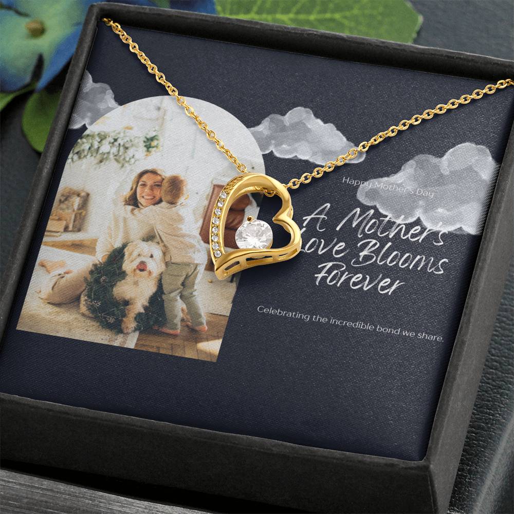 Heart's Embrace: Forever Love Necklace - Gadget and Glam Shop