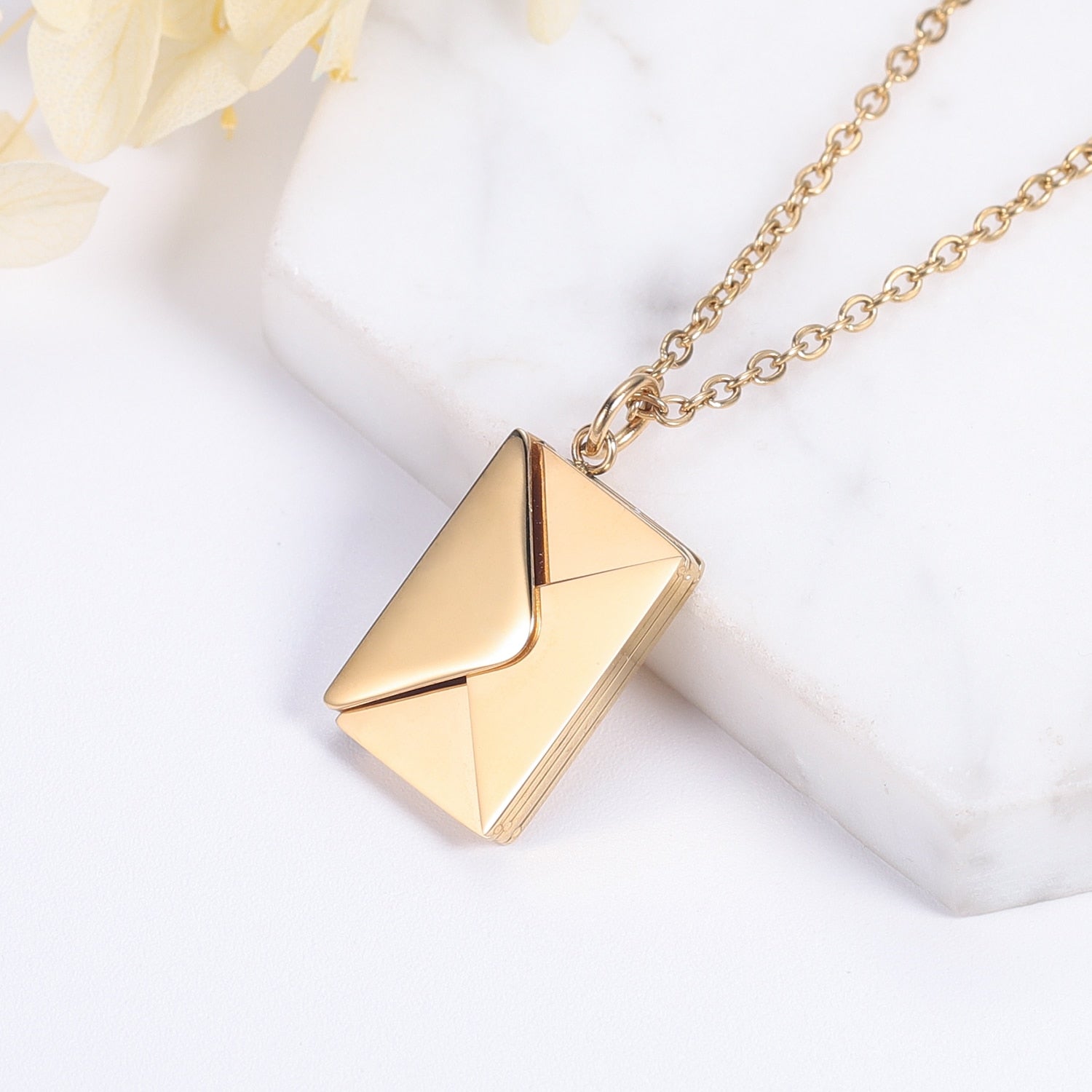 Envelope Necklace - Gadget and Glam Shop