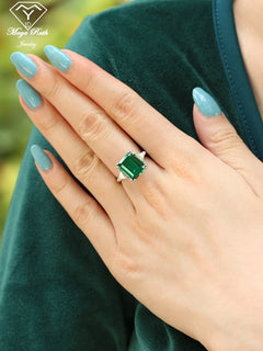 Enchanting Emerald: Genuine 925 Sterling Silver Trilogy Ring