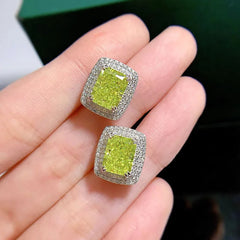 Spring Qiaoer Luxury 925 Sterling Silver Crushed Ice Cut Peridot Gemstone Stud Earrings