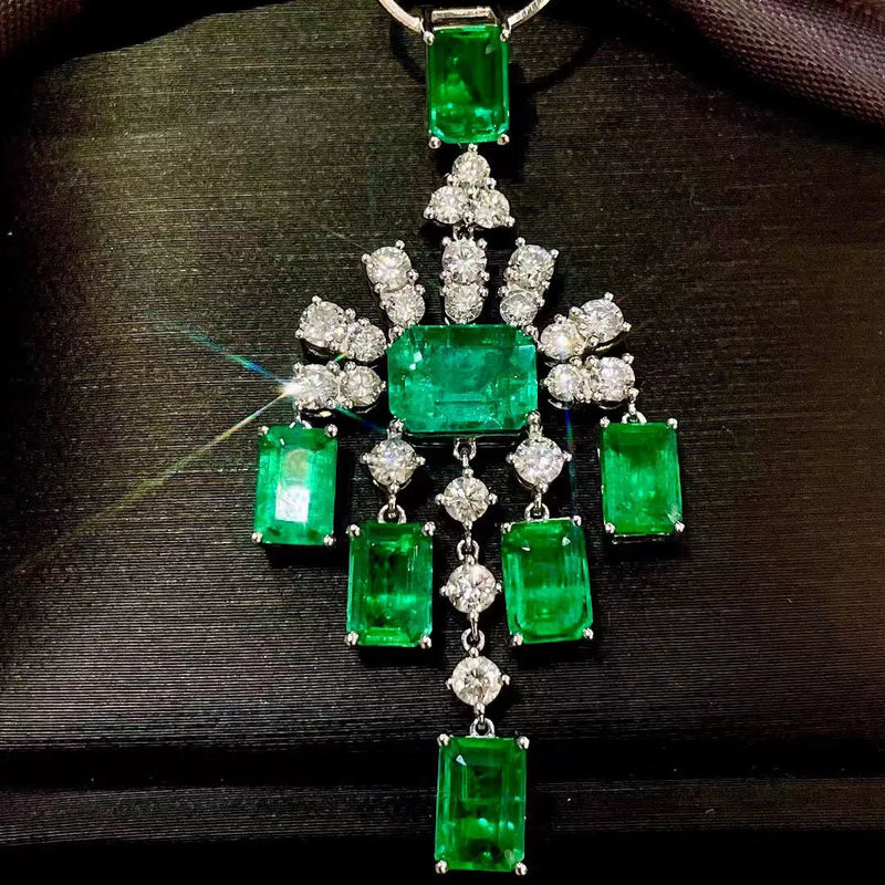 New Luxury Geometric Synthetic Emerald Pendant Necklace: Silver & Green Zircon for Women