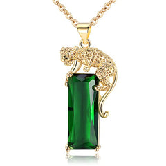 Ladies Fashion Leopard Set Emerald Tourmaline Pendant Necklace Personality Unique Design Versatile Necklace Jewelry Party Gift