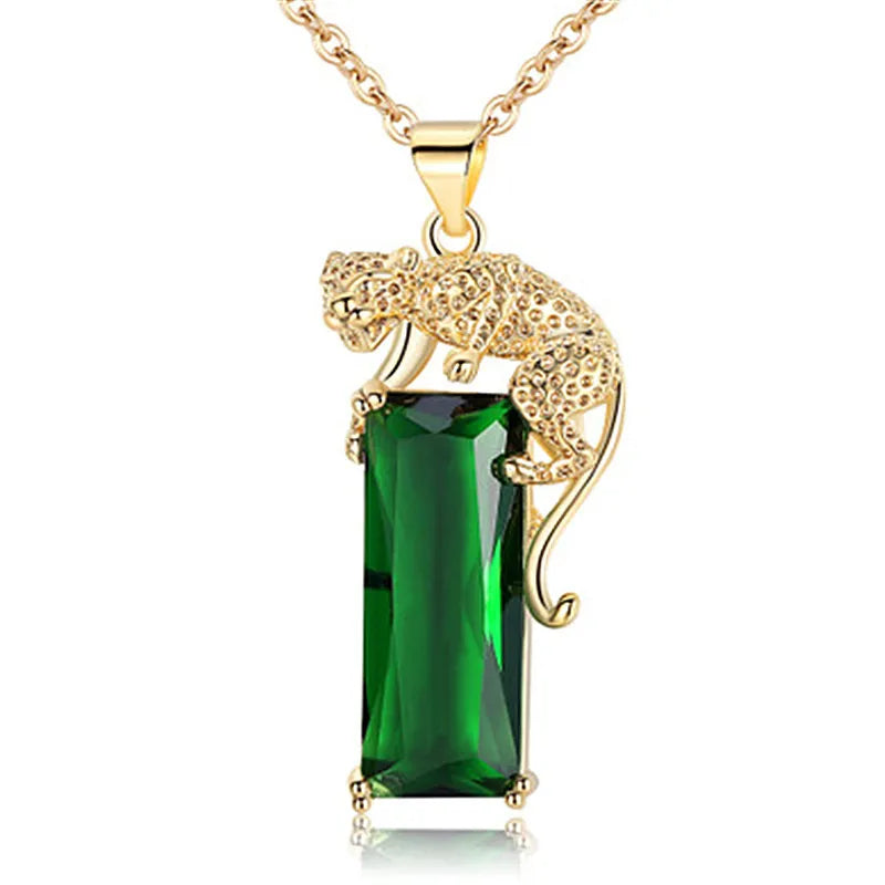 Ladies Fashion Leopard Set Emerald Tourmaline Pendant Necklace Personality Unique Design Versatile Necklace Jewelry Party Gift