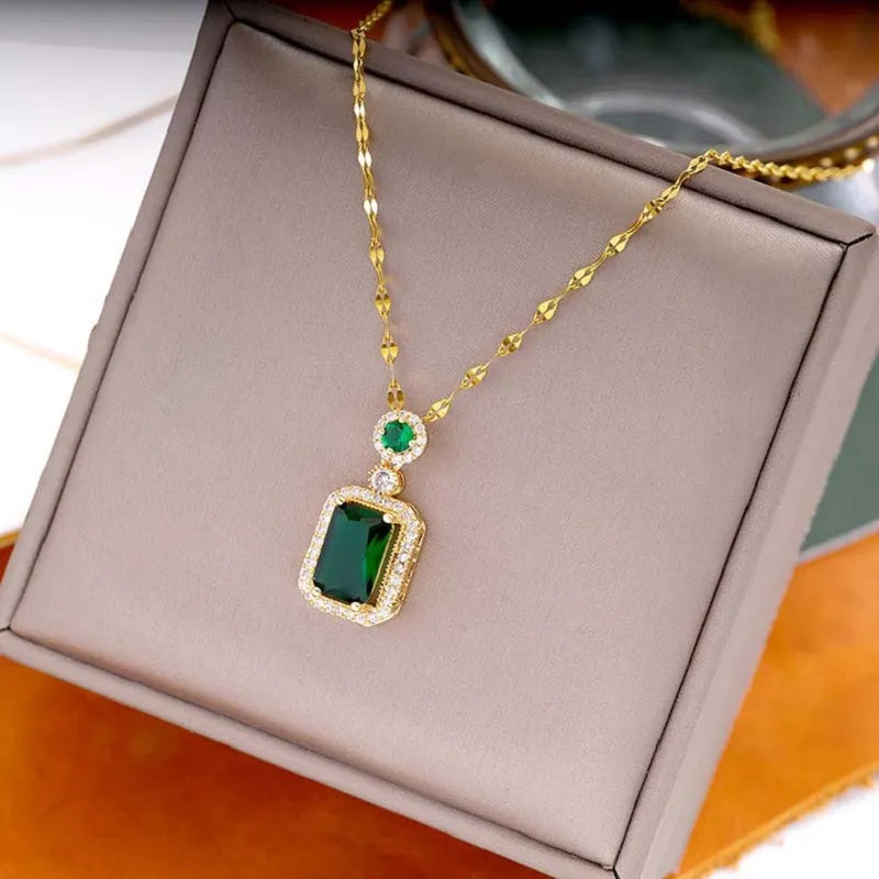 Retro Emerald Necklace with Zircon Crystal for Women