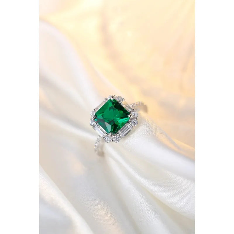 Ruihe Luxe Collection: 2.11ct Lab-Grown Emerald with Simulated Diamond Accent Ring in 925 Sterling Silver