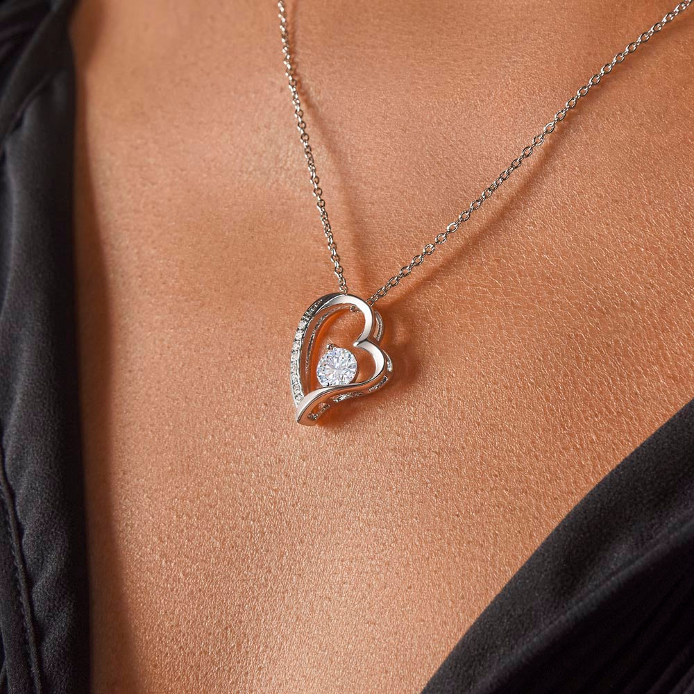 Forever Necklace - Heartfelt Gratitude for Mom